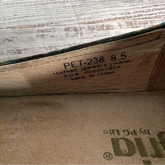 Alegria Petal Thrones Ballet Flats Size 8.5 Multicolor Oil Slick Snake Print - Picture 11 of 12